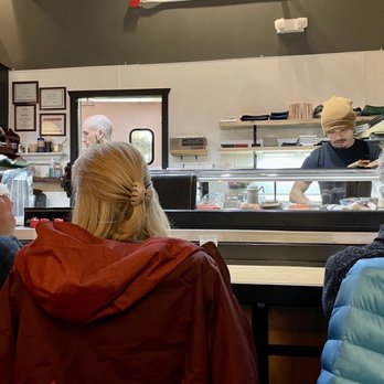 Kubo Sushi and Sake Lounge - Sushi Bars Near Me - Elgin, Illinois