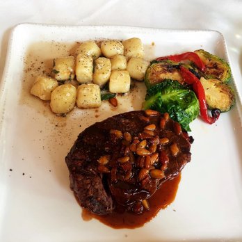 Carmine's - Italian Near Me - Bellevue, Washington