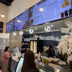 Nuoc Mia Vien Dong 2 - Inside