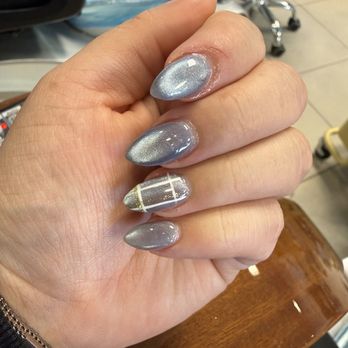 H2O Nails Spa - Cateye acrylic nails - Nail Salons Near Me - Monrovia, California