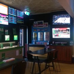 Barossa Brauhaus Hotel - Sports Bar