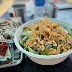 Happy Cat Eats - Chinese salad - tasty and good portions