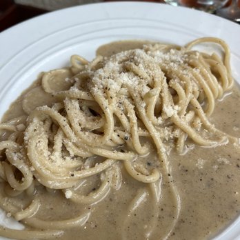 Fiorella - Cacio e Pepe - Pasta Shops Near Me - Philadelphia, Pennsylvania Fiorella - Cacio e Pepe - Pasta Shops Near Me - Philadelphia, Pennsylvania