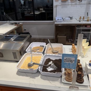 Kurly Kürtősh Café - Desserts Near Me - Nutley, New Jersey