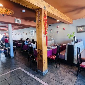 Dynasty - Interior seating area - Chinese Near Me - Big Bear Lake, California Dynasty - Interior seating area - Chinese Near Me - Big Bear Lake, California