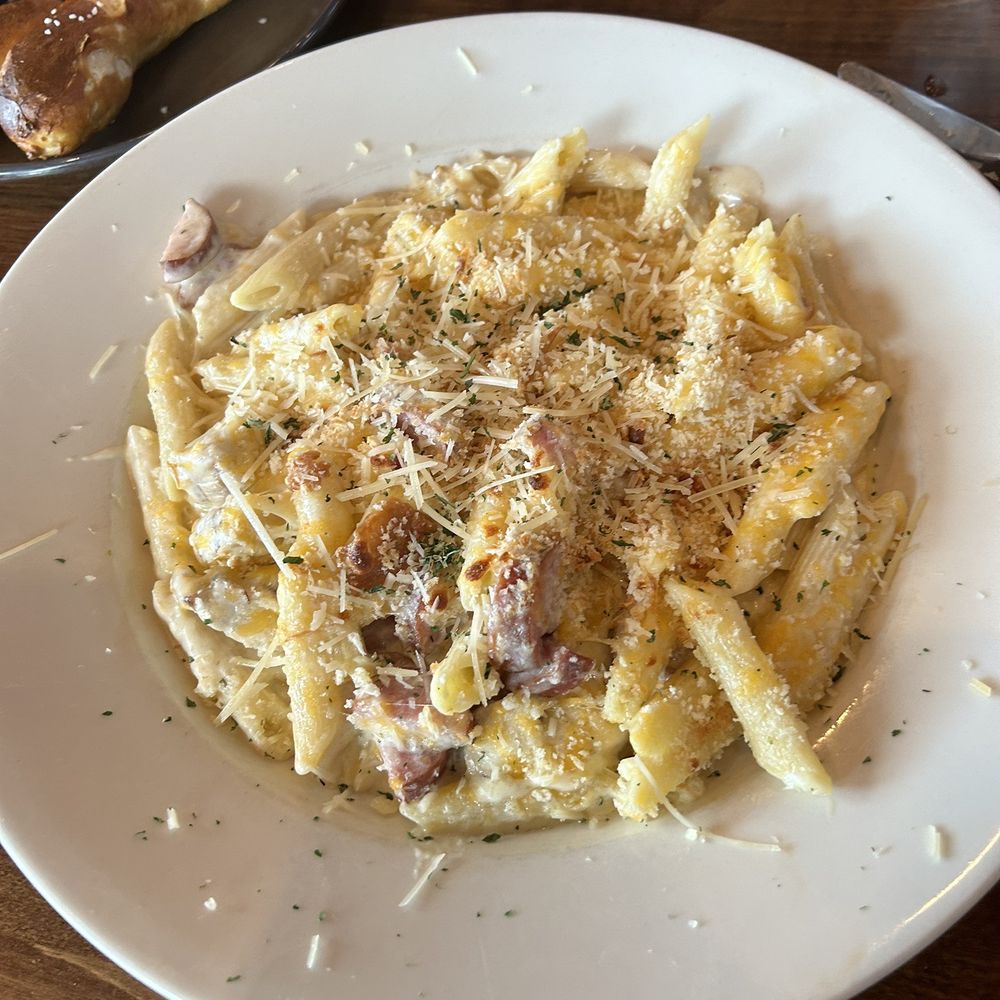 FIREBREW Bar & Grill - Kielbasa & Chicken Mac & Cheese - Bars Near Me - Virginia Beach, Virginia