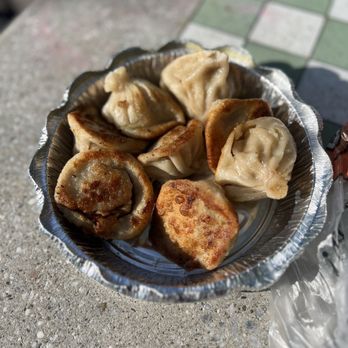 MOM'S MOMO - Updated October 2025 - 85 Photos & 45 Reviews