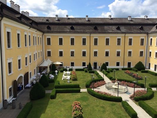 Schlosshotel Mondsee by null