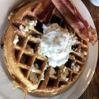 Skyland - Blueberry Waffles and Bacon - Resorts Near Me - Luray, Virginia