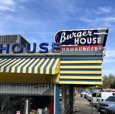 Burger House by null