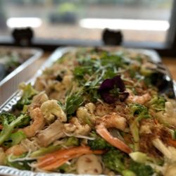 Go Seattle Catering - Stir fried rice noodles combo