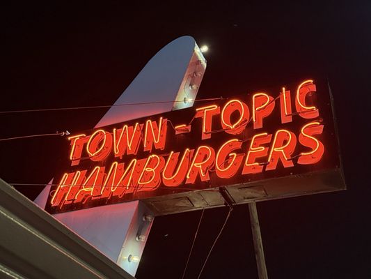 Town Topic Hamburgers Broadway by null
