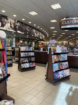 Barnes & Noble