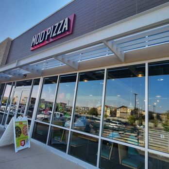 MOD Pizza - Entrance to the establishment - Pizza Near Me - Parker, Colorado MOD Pizza - Entrance to the establishment - Pizza Near Me - Parker, Colorado