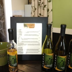 Dakaro Cellars