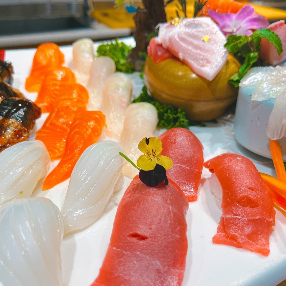 Dongwon Sushi & Tuna - Sushi Bars Near Me - Flushing, New York
