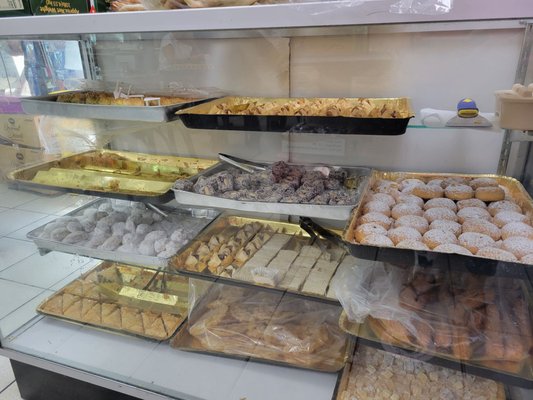 Oriental Bakery & Grocery Co by null
