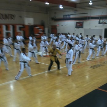 Robinson's Taekwondo - World Poomsae Champion Leads a class for Robinson's TKD Students - Taekwondo Near Me - Lodi, California Robinson's Taekwondo - World Poomsae Champion Leads a class for Robinson's TKD Students - Taekwondo Near Me - Lodi, California