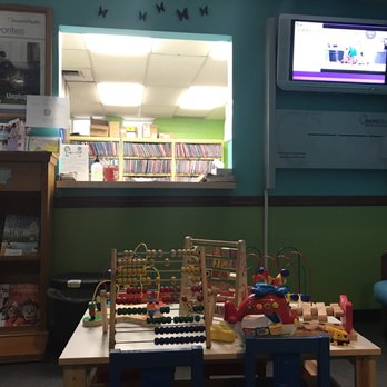 Derek J Wu, MD - Lobby and front desk - Pediatricians Near Me - Los Alamitos, California