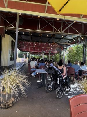 Empire Café by null