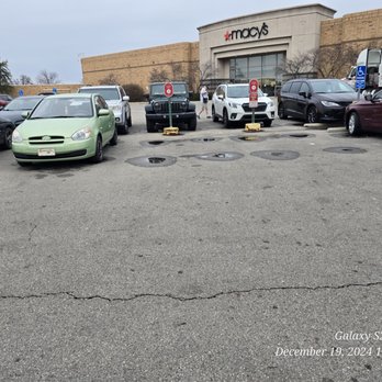 The Mall at Fairfield Commons - Zero lines in the parking lot. #Liability - Shopping Centers Near Me - Beavercreek, Ohio The Mall at Fairfield Commons - Zero lines in the parking lot. #Liability - Shopping Centers Near Me - Beavercreek, Ohio
