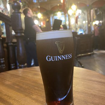 St Stephen's Tavern - Cold pint - Fish & Chips Near Me - London, XGL St Stephen's Tavern - Cold pint - Fish & Chips Near Me - London, XGL