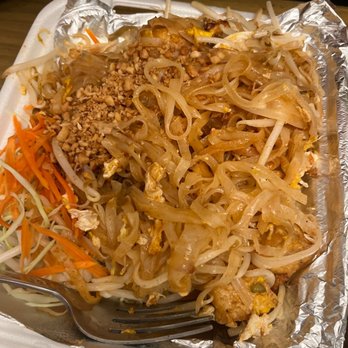Salathai Thai Cuisine - Tofu 110. Pad Thai - Thai Near Me - San Gabriel, California
