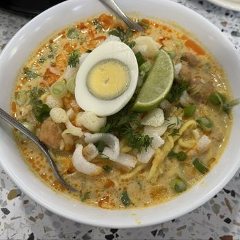Dawn Light Restaurant - Burmese Near Me - Utica, New York