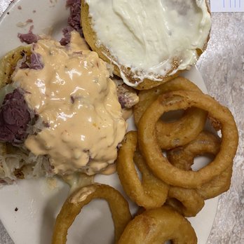 Water St Cafe - Ruben hamburger with onion rings - Breakfast & Brunch Near Me - Geneva, New York