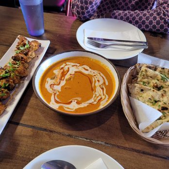 Delhi Belly - Signature chicken kebab, butter chicken curry, truffle naan - Indian Near Me - Alhambra, California