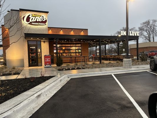 Raising Cane's Chicken Fingers by null