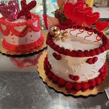 Vicky Bakery - Bakeries Near Me - Hollywood, Florida
