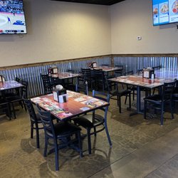 Foster's Grille - Inside