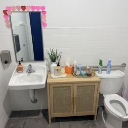 YogaSix Scripps Ranch - Clean and well stocked