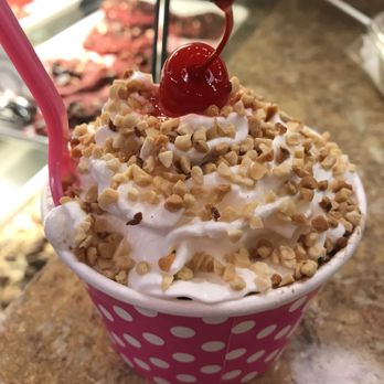 Scoops On 5th - Moose tracks sundae ! - Bakeries Near Me - Mt Dora, Florida Scoops On 5th - Moose tracks sundae ! - Bakeries Near Me - Mt Dora, Florida