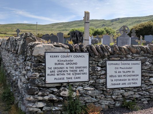 Kilmalkedar Church / Cill Maoilchéadair by null