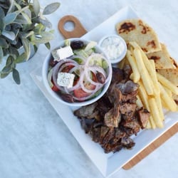 Yefsi Souvlaki Bar & Cafe - Souvlaki platter (taken from official website)