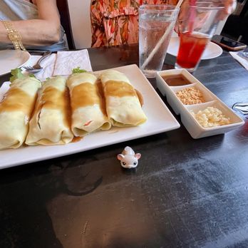 La Parilla De Manila - Sariwang Lumpia Slurp. So yummy - Filipino Near Me - Colonia, New Jersey La Parilla De Manila - Sariwang Lumpia Slurp. So yummy - Filipino Near Me - Colonia, New Jersey