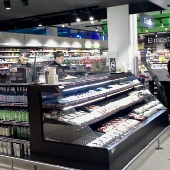 Gran Vía de Hortaleza - Sushi Carrefour - Shopping Centers Near Me - Madrid, M