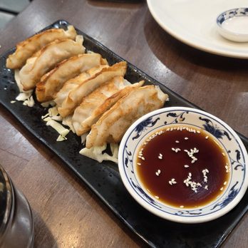 Hon's Wun-Tun House - Fried dumplings - Cantonese Near Me - San Francisco, California Hon's Wun-Tun House - Fried dumplings - Cantonese Near Me - San Francisco, California