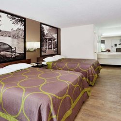 Super 8 by Wyndham Ringgold - Guest room