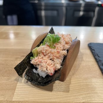 Sugo Hand Roll Bar - Snow crab band roll - Sushi Bars Near Me - Seattle, Washington
