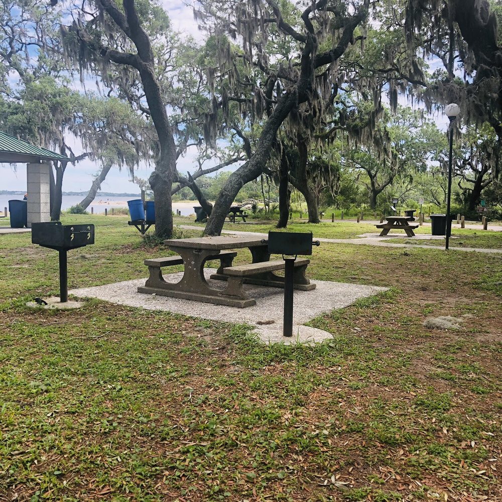 Clam Creek Picnic Area - One of the Picnic areas with grills - Parks Near Me