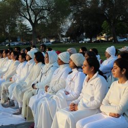 Brahma Kumaris Silicon Valley - Sunrise meditation at Lake Elizabeth