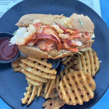 Above the Dunes - Lobster roll and fries - Seafood Near Me - Rehoboth Beach, Delaware Above the Dunes - Lobster roll and fries - Seafood Near Me - Rehoboth Beach, Delaware