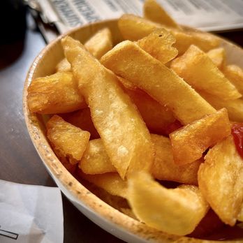 HMB Brewing On Main - Fries - New American Near Me - Half Moon Bay, California