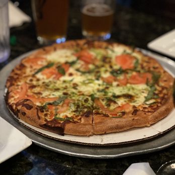 Jonathan's Grille - Margherita Thin crust pizza - Sports Bars Near Me - Spring Hill, Tennessee
