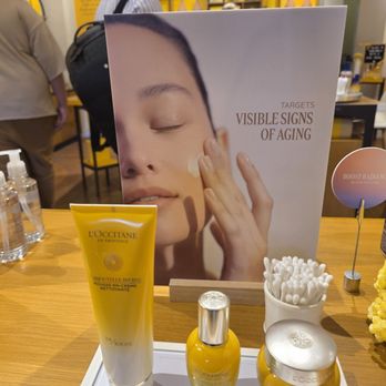 L'Occitane en Provence - Cosmetics & Beauty Supply Near Me - Miami, Florida L'Occitane en Provence - Cosmetics & Beauty Supply Near Me - Miami, Florida