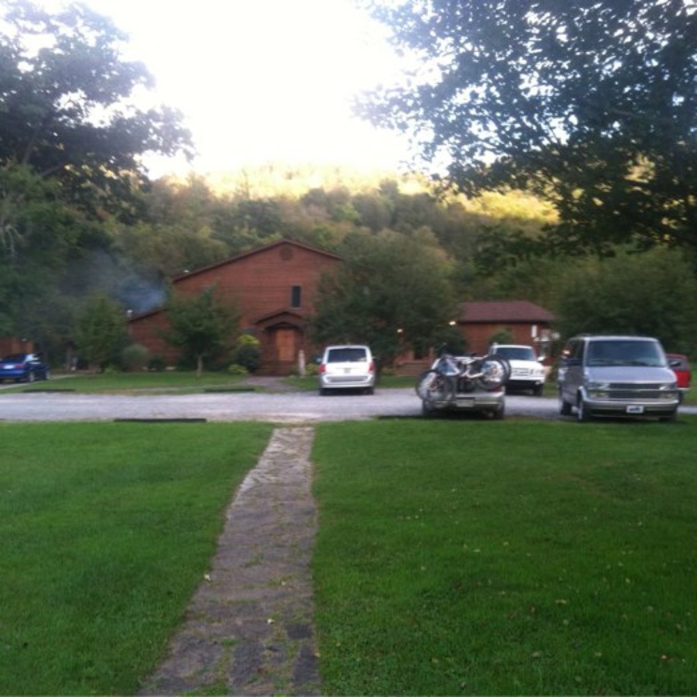 Elk River Inn and Cabins - Hotels Near Me - Slaty Fork, West Virginia Elk River Inn and Cabins - Hotels Near Me - Slaty Fork, West Virginia