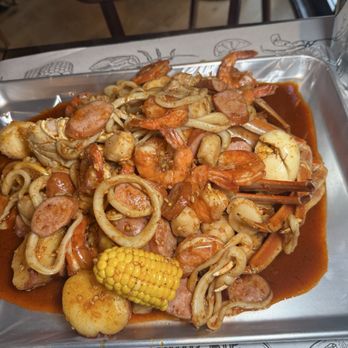 Cap't Loui Williamsburg - Seafood Boils - Seafood Near Me - Brooklyn, New York Cap't Loui Williamsburg - Seafood Boils - Seafood Near Me - Brooklyn, New York